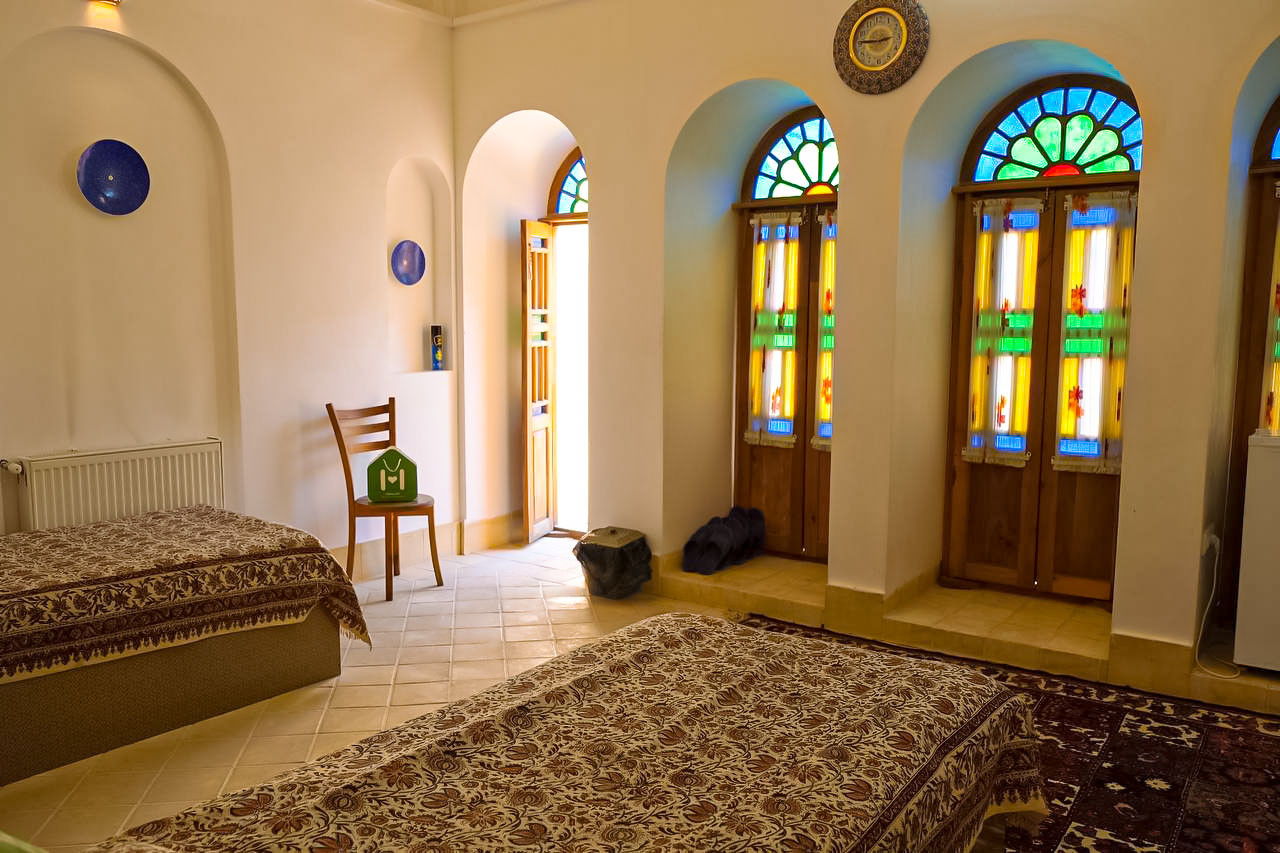 رزرو اقامتگاه سنتی خانه پارسی کاشان شاه نشین (5 تخته)