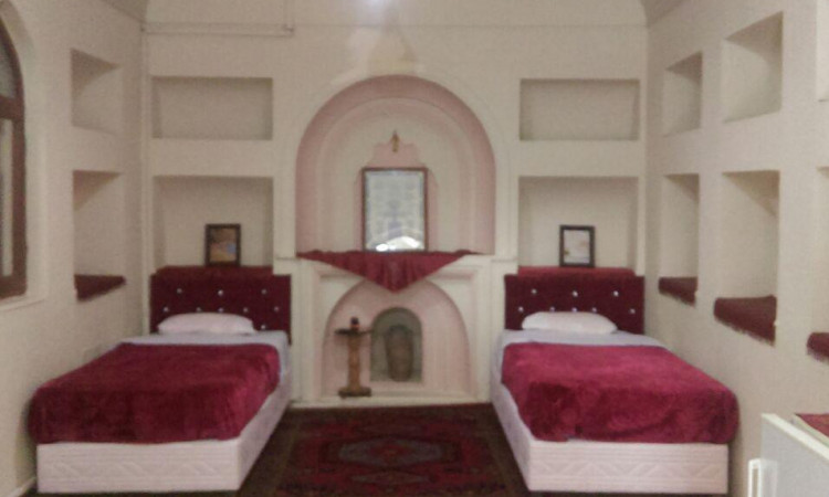 رزرو هتل ارگ تاریخی گوگد گلپایگان (اتاق دو تخته)