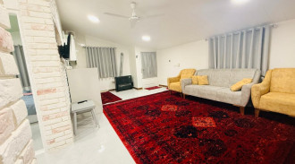 استئجار فيلا تطل على بحيرة سد غولورد والغابة