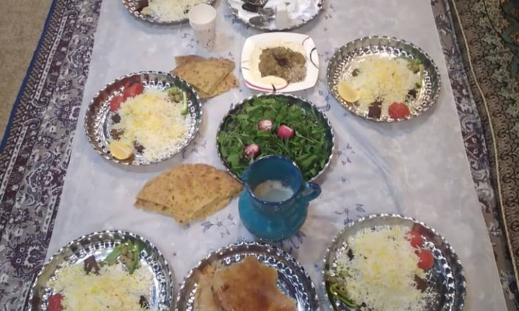 رزرو بوم گردی چشمه عروس سوییت آشپزخانه دار 2