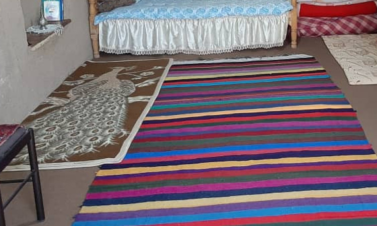 رزرو بوم گردی راگه اتاق 16 متری سنتی باسقف چوبی