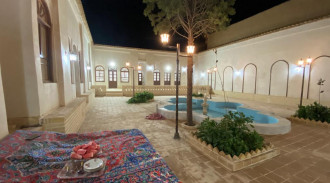 رزرو اقامتگاه بوم گردی عمارت خلوت اصفهان (اتاق یک)