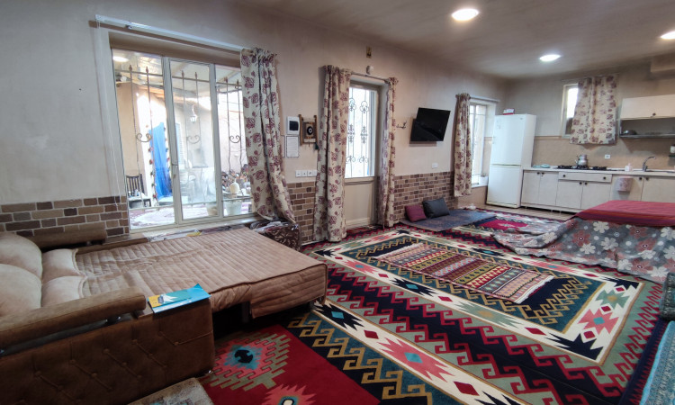 رزرو بوم گردی هامپوئیل خانه سهند