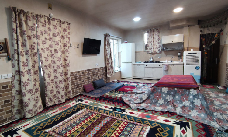 رزرو بوم گردی هامپوئیل خانه سهند