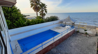 اجاره ویلا استخردار با ساحل اختصاصی