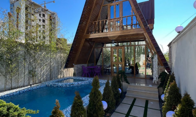 اجاره کلبه دارای استخر و جکوزی روباز