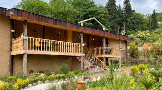 فيلا 3 غرف نوم في الغابة مع مسبح حالمة للإيجار