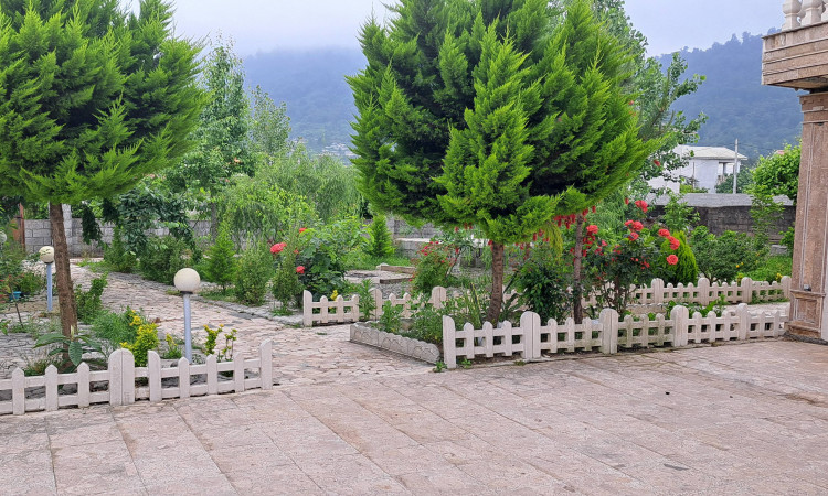 اجاره ویلا استخر اب گرم دربستی.