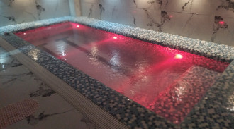 اجاره ویلا استخر اب گرم دربستی.