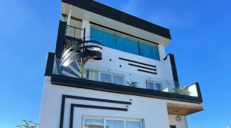 اجاره ویلای تریپلکس ایزد شهر با استخرآبگرم