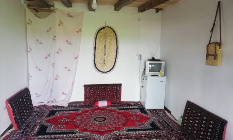 رزرو اقامتگاه هلوچین گیلان