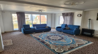 آپارتمان دوخوابه ساحلی طبقه اول