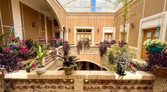 رزرو هتل سنتی آرا (اتاق سه تخته سینگل)