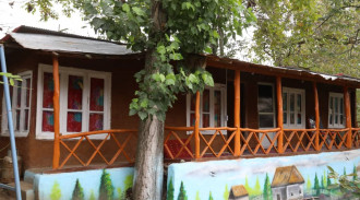 اجاره کلبه چوبی جنگلی طاسکوه ( طبقه همکف واحد 7 )