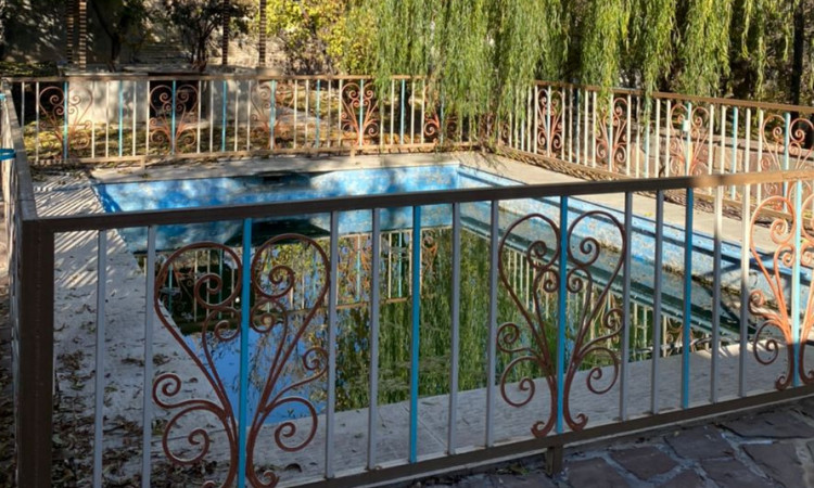 فيلا بغرفتي نوم مع مسبح داخلي وجاكوزي إحساني