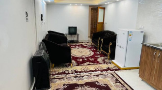 آپارتمان شماره 5 آذریزدی