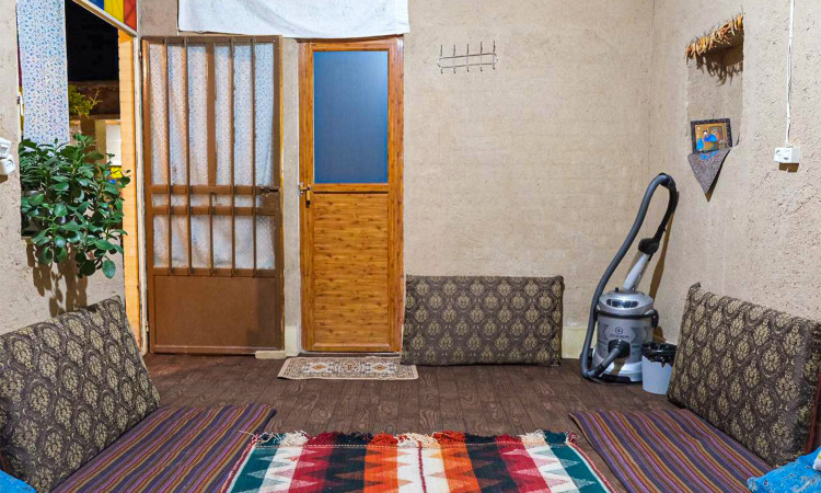 رزرو بومگردی خانه کالان(کف خواب-شاه سلطان)