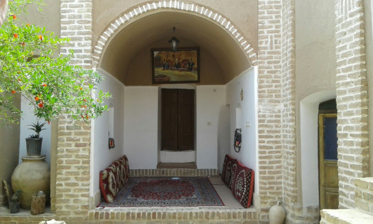 رزرو اقامتگاه بوم گردی آصف مزار ( 12 متری )