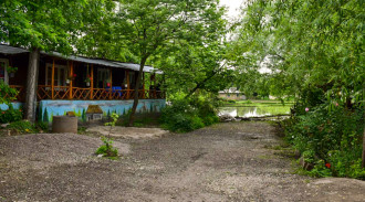 رزرو بومگردی جمشید اتاق دوخوابه واحد4