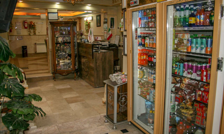 رزرو سوئیت 4 تخته فول امکانات