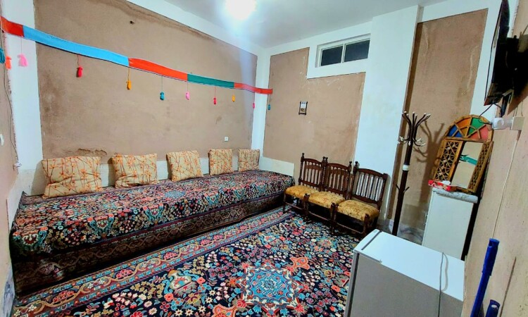 رزرو بوم گردی حرفه ایی کلوت شهداد(اتاق 4)