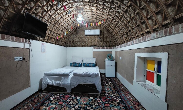 رزرو بوم گردی حرفه ایی کلوت شهداد(اتاق6)