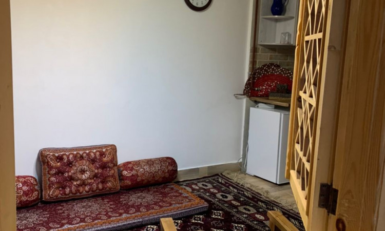 رزرو بوم گردی شعله ماسوله(اتاق پایین شماره 1)
