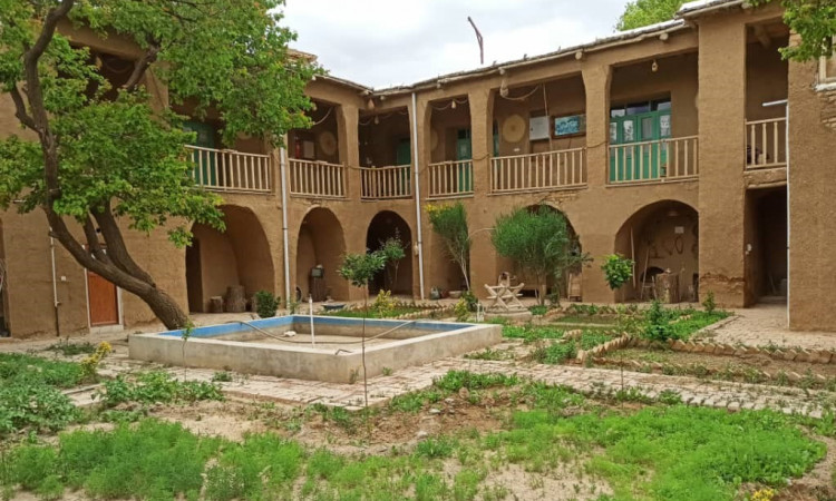 رزرو اقامتگاه سنتی دوسنگی ویست خوانسار (30 متری)