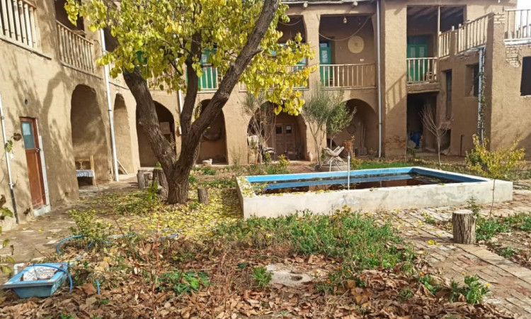 رزرو اقامتگاه سنتی دو سنگی ویست خوانسار (14 متری)