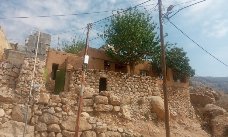 رزرو بوم گردی بام سمغان 20 متری