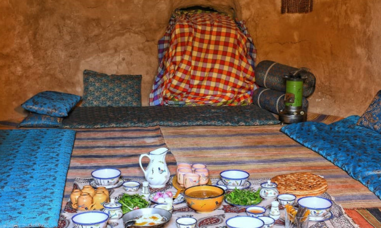 قامتگاه بوم گردی ده عروس - اتاق 17 متری 4