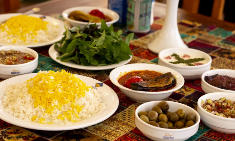 رزرو اکو کمپ کویری متین آباد(اتاق گوشواره)