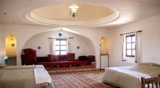 حجز مخيم متين آباد البيئي الصحراوي (غرفة القرط)