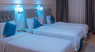 رزرو هتل سه ستاره عجم - اتاق سه تخته