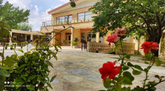 اقامتگاه ایلخانی امیر - اتاق اریباد