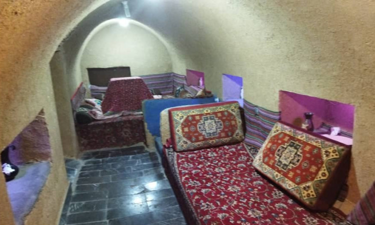 رزرو اقامتگاه سنتی سرای گینای اتاق 5