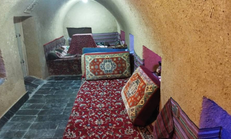 رزرو اقامتگاه سنتی سرای گینای اتاق 5