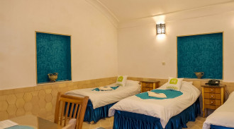 رزرو اقامتگاه سنتی بابا افضل (اتاق چهار تخته مخمل)