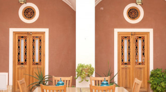 رزرو بوم گردی بابا افضل اتاق شش تخته اقاقیا ( حیاط )