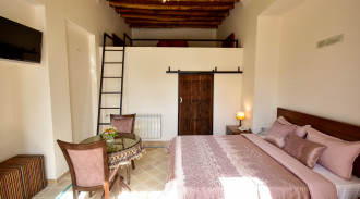 رزرو اقامتگاه سنتی هزار و یک شب چهارباغ (اتاق شهریار)