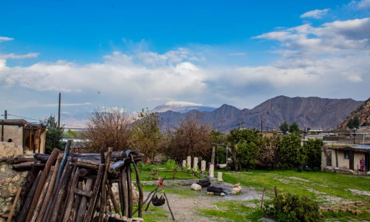 رزرو بوم گردی تاریشا( اتاق پیرین)2