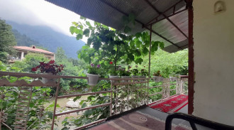 اجاره ویلا دوخوابه دربستی کنار رودخانه با ویو جنگل