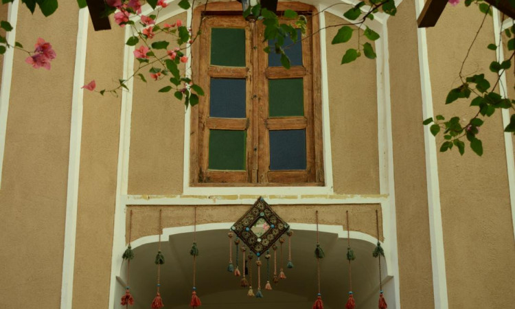 اجاره اقامتگاه بوم گردی الهه - اتاق بنفشه