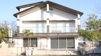 اجاره ویلا رویایی جنگلی با استخرآبگرم