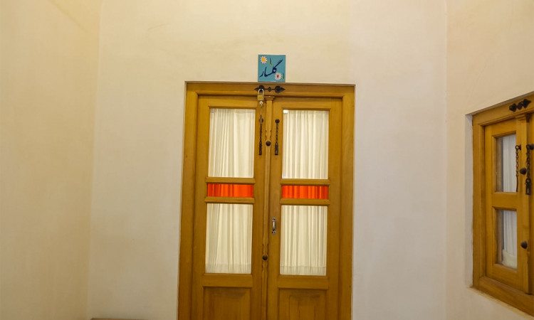 رزرو هتل سنتی سر پله کاشان (اتاق گلسار)