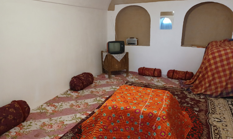 بوم گردی خانه باغ صفا همکف