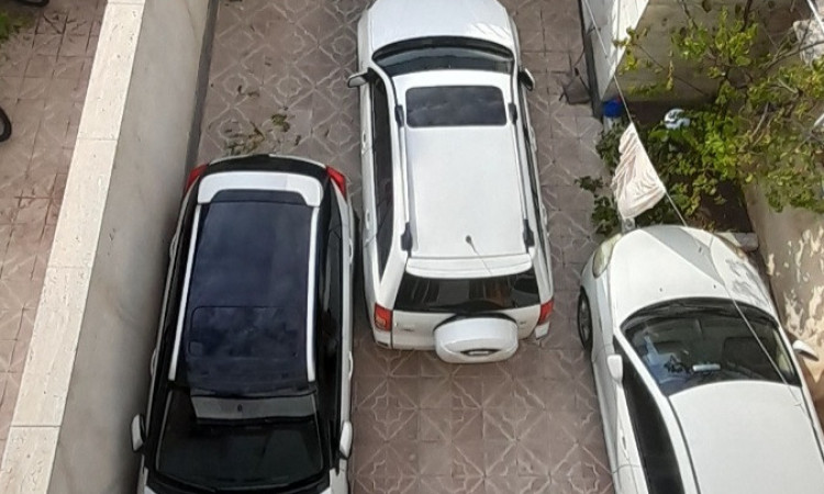 اجاره آپارتمان همکف دربستی 70 متری با پارکینگ اردبیل