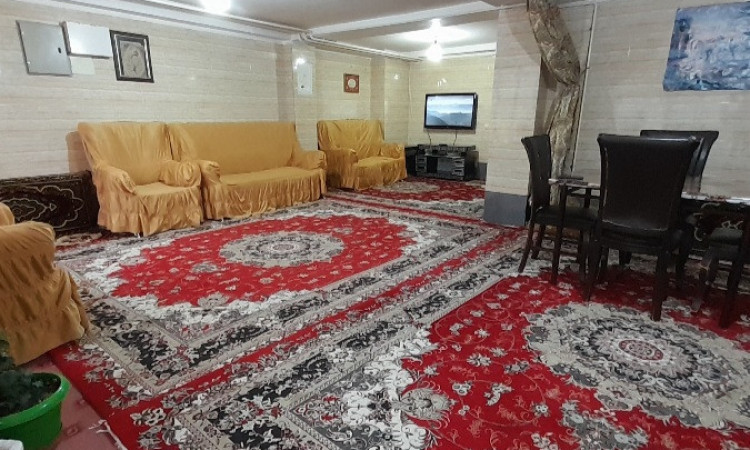اجاره آپارتمان همکف دربستی 70 متری با پارکینگ اردبیل