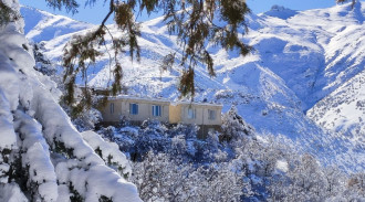 اجاره سوئیت با چشم‌انداز باغات پاوه (آتشکده 2)