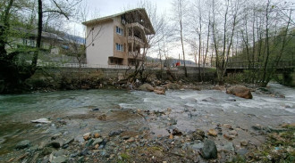 رزرو مهمانپذیر ویو لب رودخانه و جنگل - طبقه دوم